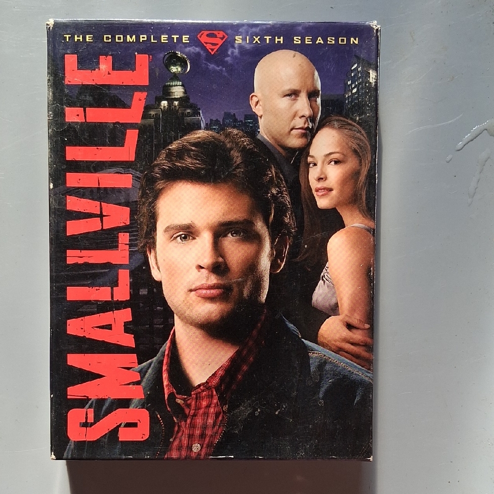 Smallville: The Complete Sixth Season DVD